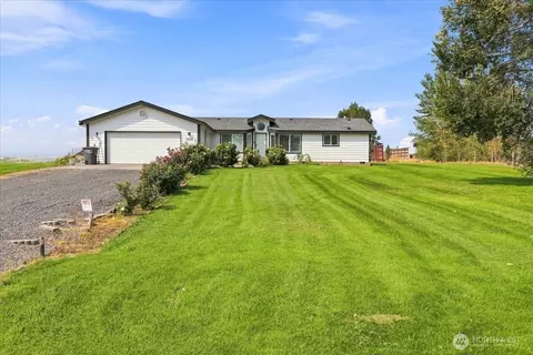 3914 Road F NE, Moses Lake, WA 98837