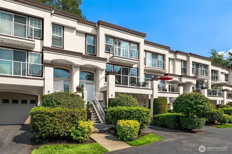 701 9th Ave S #707, Kirkland, WA 98033