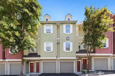 1800 NE 40 St #B-4, Renton, WA 98056
