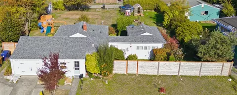 1005 E 57th St, Tacoma, WA 98404