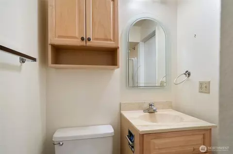 Bath - 91 Huckleberry Cir, Sequim, WA 98382 photo 4 of 4