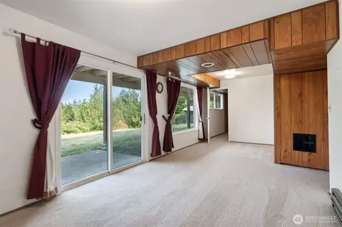 Living - 91 Huckleberry Cir, Sequim, WA 98382 photo 7 of 8