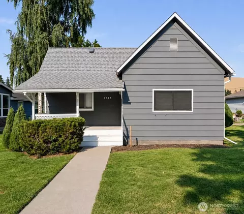 1315 S 2nd St, Dayton, WA 99328
