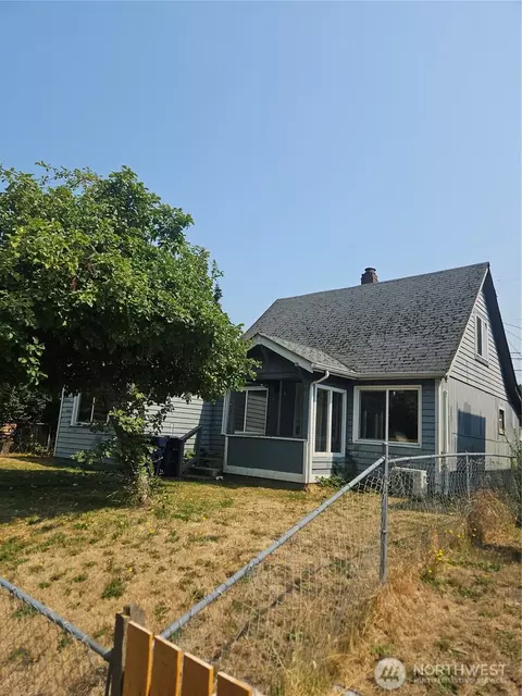 3823 E K St, Tacoma, WA 98404