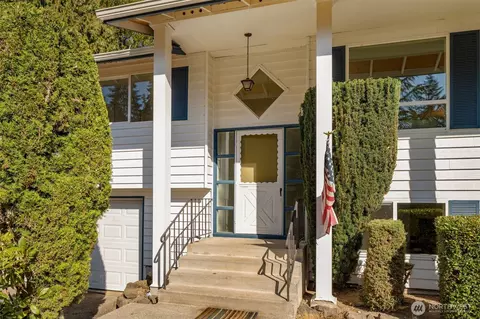 18920 127th Pl SE, Renton, WA 98058