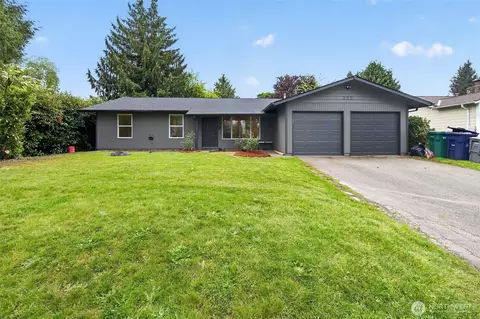 Exterior - 320 213th Pl SW, Bothell, WA 98021 photo 5 of 6