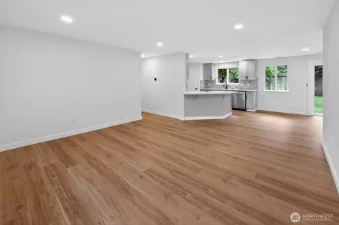 Living - 320 213th Pl SW, Bothell, WA 98021 photo 3 of 7