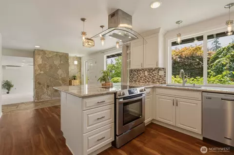 Kitchen - 105 161st St SE, Bothell, WA 98012 photo 1 of 4