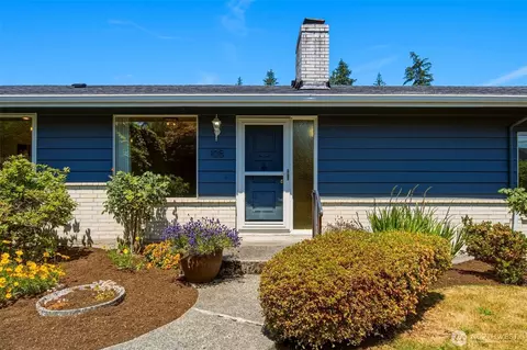 Exterior - 105 161st St SE, Bothell, WA 98012 photo 5 of 14