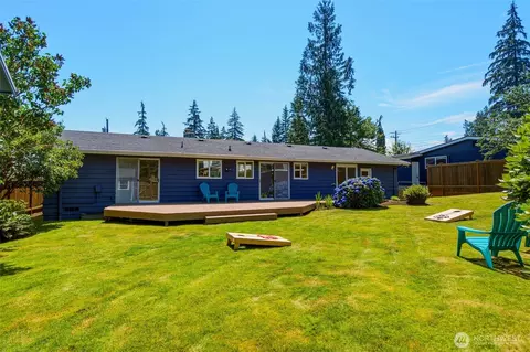 Exterior - 105 161st St SE, Bothell, WA 98012 photo 9 of 14