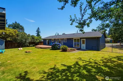 Exterior - 105 161st St SE, Bothell, WA 98012 photo 12 of 14