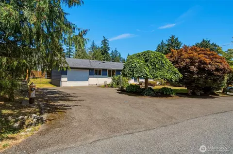 Exterior - 105 161st St SE, Bothell, WA 98012 photo 13 of 14