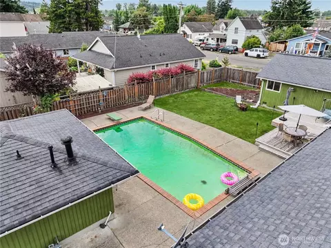 621 E Mason Ave, Buckley, WA 98321