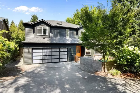 410 N 178th Ln, Shoreline, WA 98133