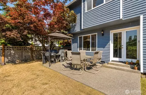 Exterior - 12110 29th Ave SE, Everett, WA 98208 photo 3 of 3