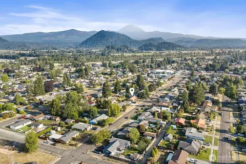 View/Area - 1163 Garfield St, Enumclaw, WA 98022 photo 3 of 3