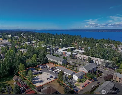 1031 SW 1045 Sw 122nd St, Seattle, WA 98146
