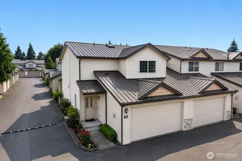 418 17th St SE # 13A, Auburn, WA 98002