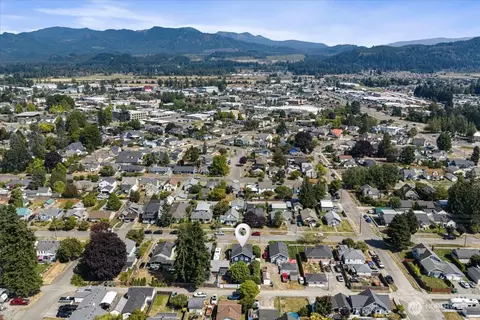 View/Area - 1138 Pioneer St, Enumclaw, WA 98022 photo 3 of 3