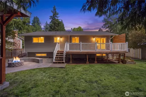 Exterior - 20710 11th Dr SE, Bothell, WA 98012 photo 8 of 9