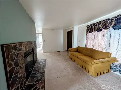Living - 202 Over St, Sequim, WA 98382 photo 1 of 2