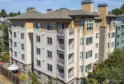 1762 NW 57th St #203, Seattle, WA 98107