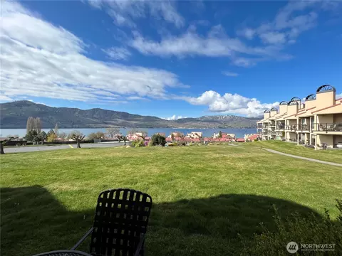100 Lake Chelan Shores Dr #16-34C, Chelan, WA 98816