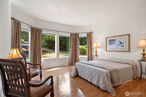 Bedroom - 682 Fox Hollow Rd, Sequim, WA 98382 photo 3 of 3