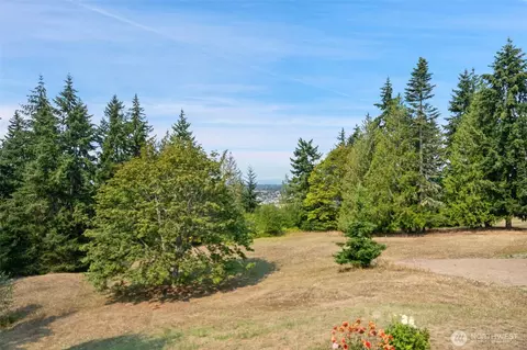 Exterior - 682 Fox Hollow Rd, Sequim, WA 98382 photo 7 of 10