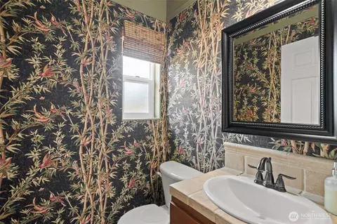 Bath - 682 Fox Hollow Rd, Sequim, WA 98382 photo 1 of 5