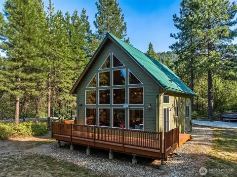 17205 Coulter Creek Rd, Leavenworth, WA 98826