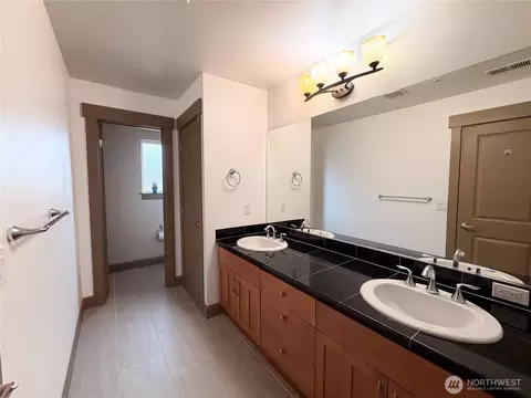 Bath - 2115 201st Pl SE #D5, Bothell, WA 98012 photo 5 of 5