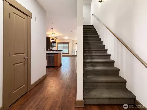 Entry Way - 2115 201st Pl SE #D5, Bothell, WA 98012 photo 3 of 6