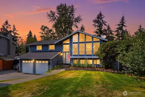 33205 30th Ave SW, Federal Way, WA 98023