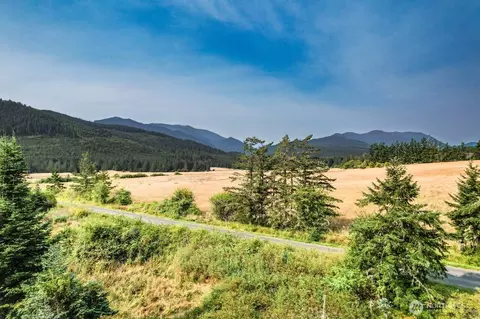 9999 Don Schmith Rd, Sequim, WA 98382