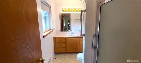 Bath - 101 Cathy Ct, Sequim, WA 98382 photo 1 of 2