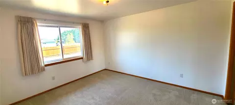 Bedroom - 101 Cathy Ct, Sequim, WA 98382 photo 2 of 3