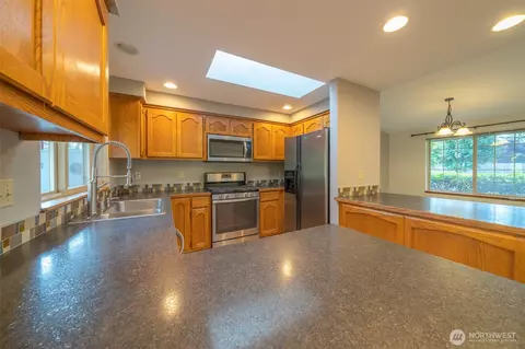 Kitchen - 704 105th Pl SE, Everett, WA 98208 photo 1 of 2