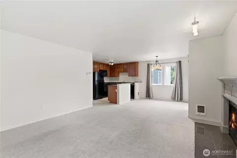 Living - 20322 Bothell Everett Hwy #E301, Bothell, WA 98012 photo 7 of 7