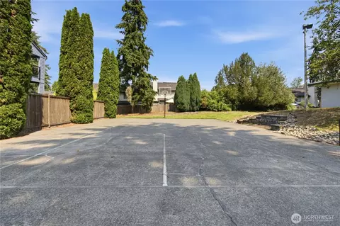 Exterior - 20322 Bothell Everett Hwy #E301, Bothell, WA 98012 photo 3 of 5
