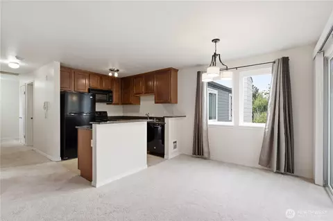Living - 20322 Bothell Everett Hwy #E301, Bothell, WA 98012 photo 3 of 7