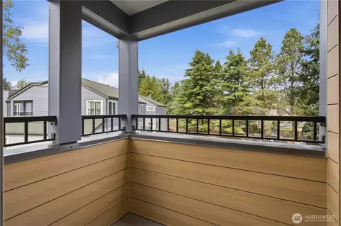 Exterior - 20322 Bothell Everett Hwy #E301, Bothell, WA 98012 photo 1 of 5