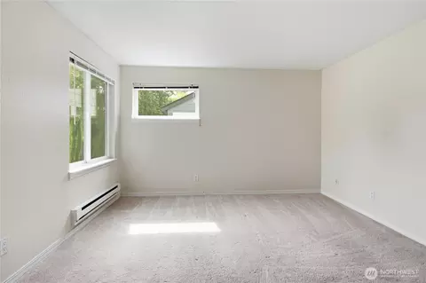 Bedroom - 20322 Bothell Everett Hwy #E301, Bothell, WA 98012 photo 3 of 4