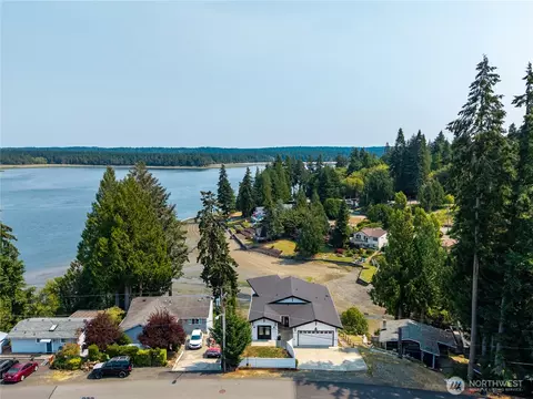 2142 Island Dr NW, Olympia, WA 98502