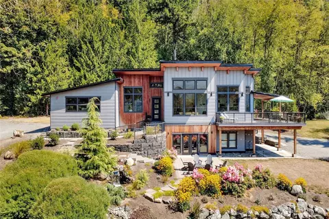 322 Manley Rd, Bellingham, WA 98229