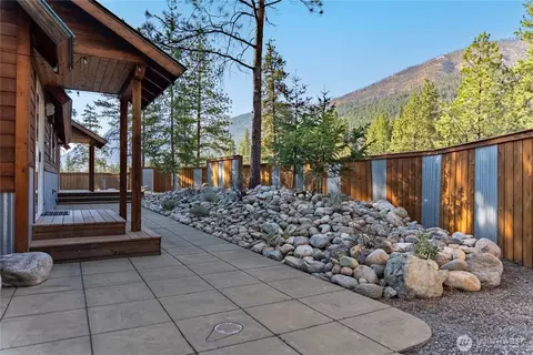 Exterior - 9 Deer Run Loop Rd, Winthrop, WA 98862 photo 4 of 4