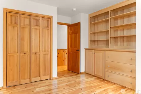 Bedroom - 9 Deer Run Loop Rd, Winthrop, WA 98862 photo 1 of 3