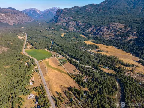 View/Area - 9 Deer Run Loop Rd, Winthrop, WA 98862 photo 1 of 4