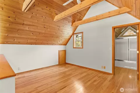 Bedroom - 9 Deer Run Loop Rd, Winthrop, WA 98862 photo 3 of 3