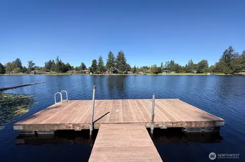 1301 150th Pl NW, Marysville, WA 98271